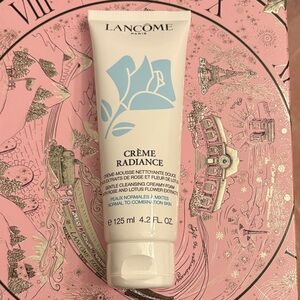 Lancome Crème Radiance Cleanser